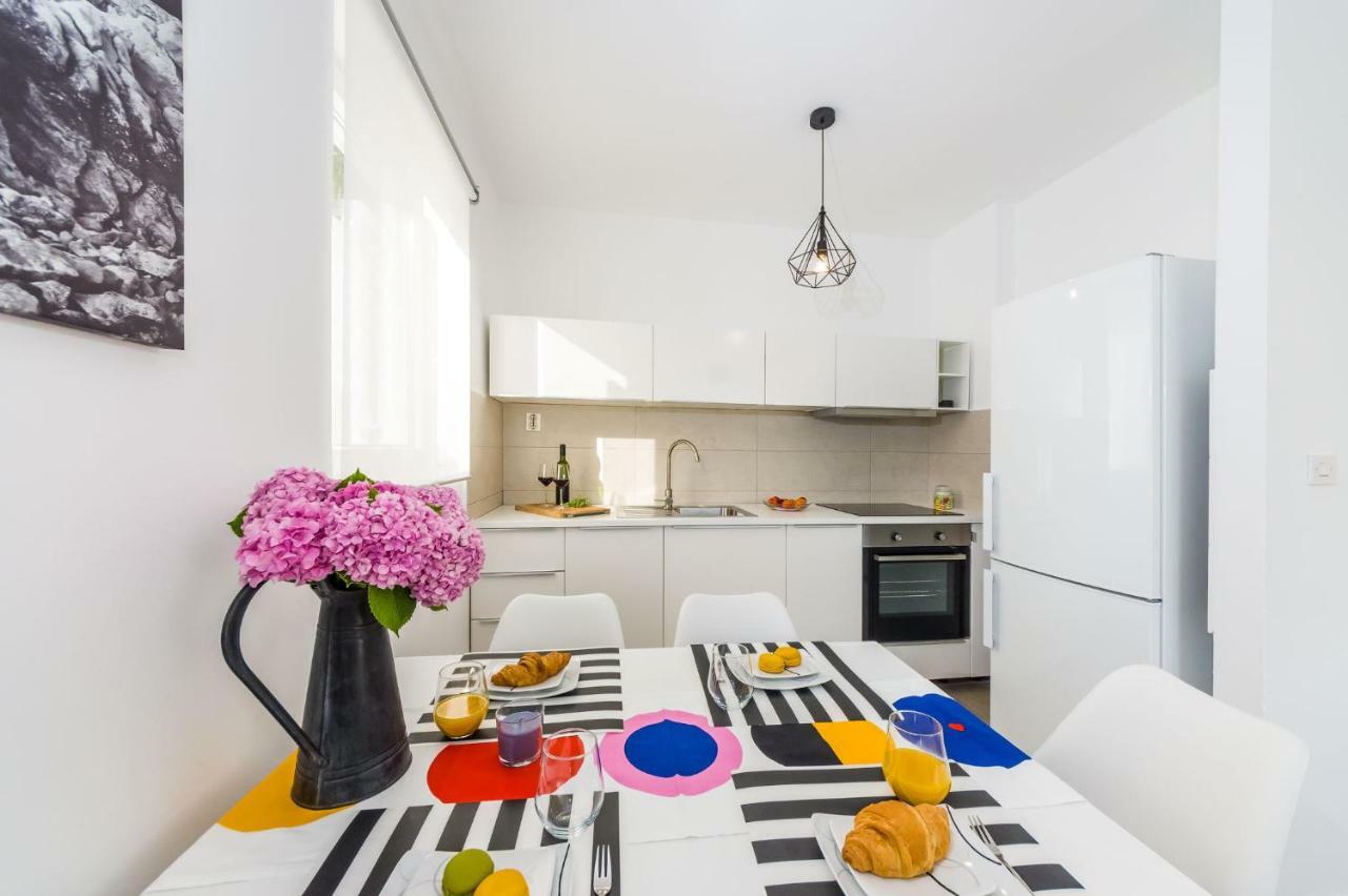 Sestrice Apartment Drage Bagian luar foto