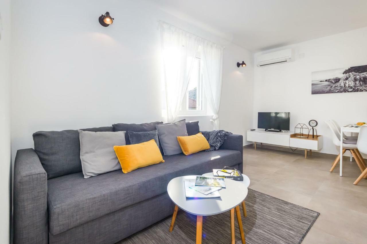 Sestrice Apartment Drage Bagian luar foto